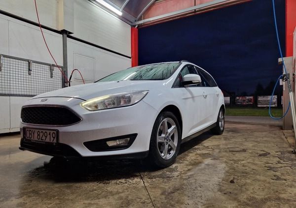 Ford Focus cena 43900 przebieg: 149500, rok produkcji 2017 z Koronowo małe 781